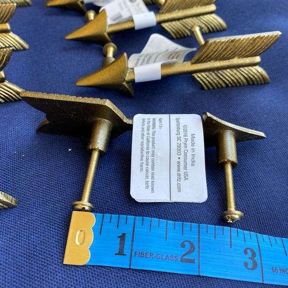 Arrow drawer pulls - Picture 2 of 8